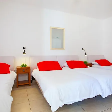 Villa Playa Blanca Sleeps 12 With Pool Air Con And Wifi Playa Blanca (Lanzarote)