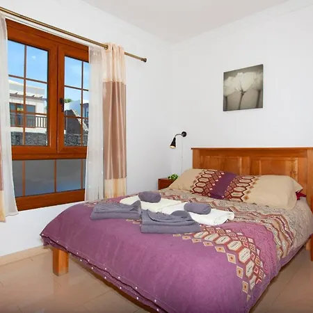 Playa Blanca Sleeps 12 With Pool Air Con And Wifi * Playa Blanca (Lanzarote)